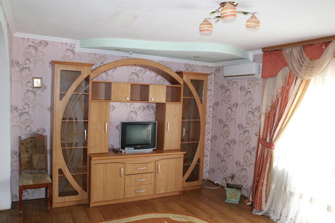 Готель ***Феєрія Tyachiv 外观 照片