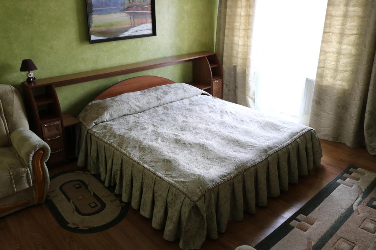 Готель ***Феєрія Tyachiv 外观 照片